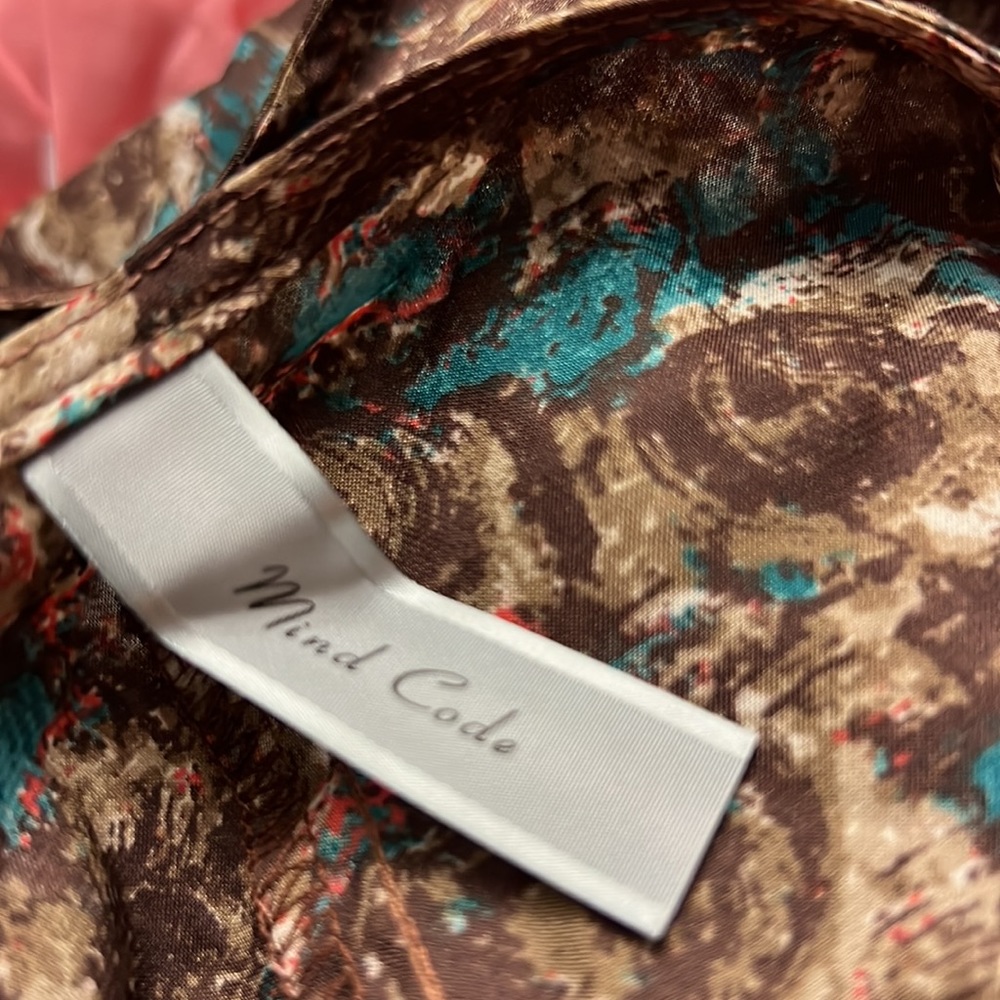 Mind Code Blouse - Picture 4 of 4
